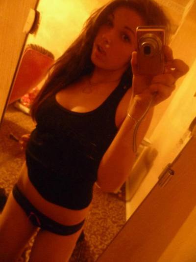 Meet local singles like Ellen from Arizona who want to fuck tonight