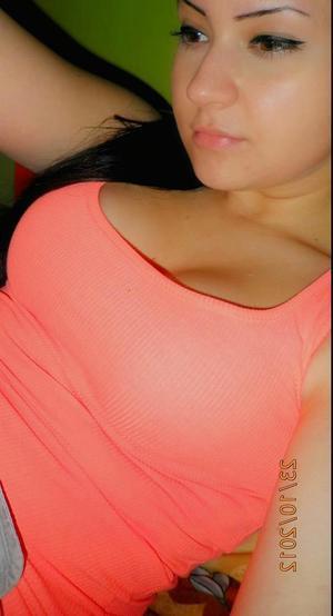 Looking for girls down to fuck? Kerri from Michigan is your girl