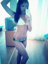 21-Year-Old Pennsylvania Girl Julie Craves Mature Attention