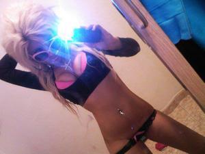 Meet local singles like Ivonne from Milford, Iowa who want to fuck tonight