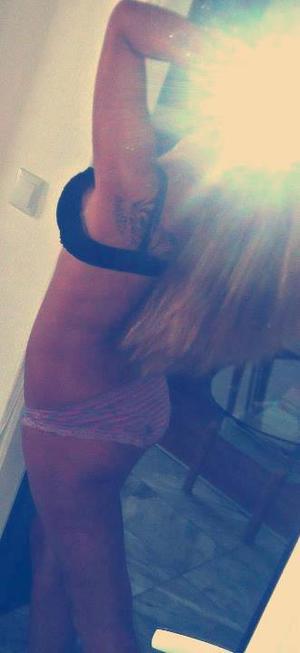 Cheryll from Saint Albans, Vermont is looking for adult webcam chat