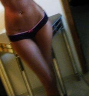 Kristin from Ontario is looking for adult webcam chat